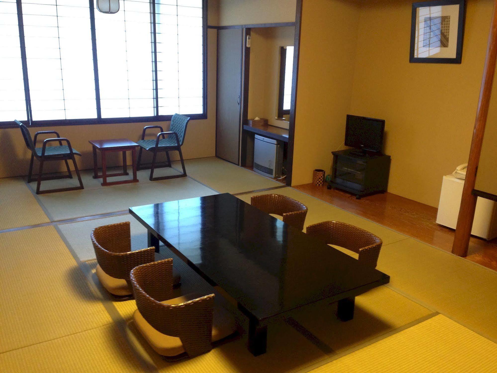 Mount View Hakone Hotel Bagian luar foto